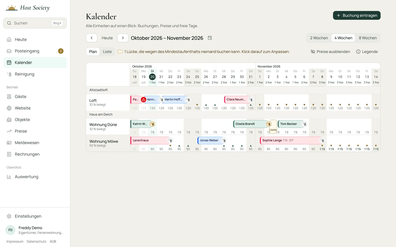Host Society Kalender: Belegungsplan mit Buchungen und Preisen für drei Ferienwohnungen